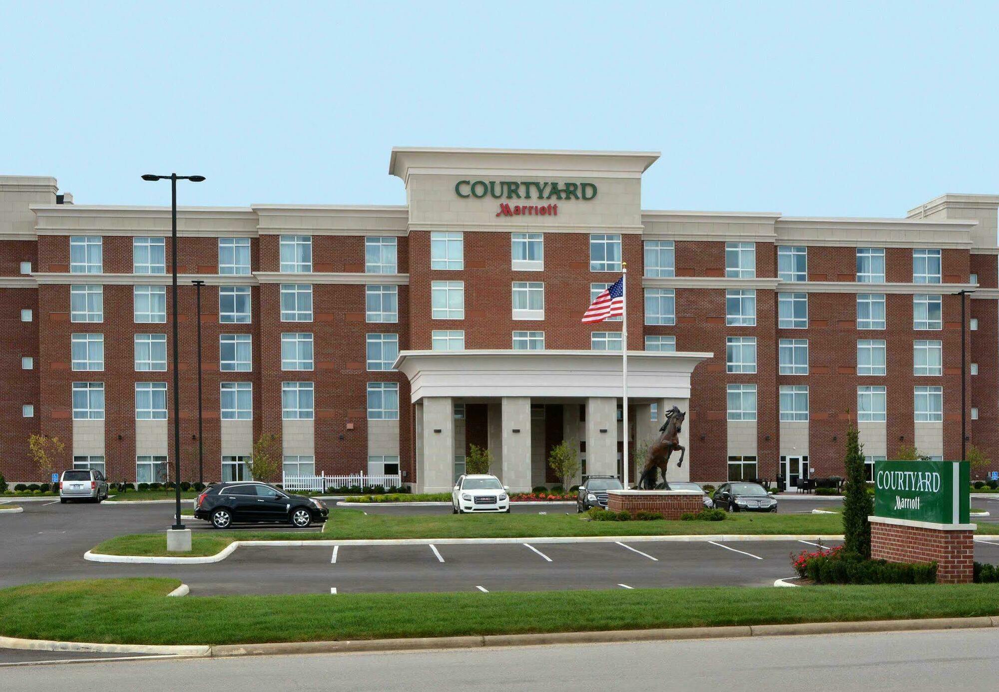 Courtyard By Marriott Youngstown Canfield Exterior photo